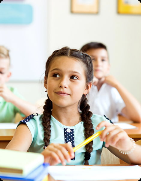 chico hablando con un profesional